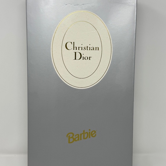 Christian Dior Collector Edition Barbie Doll - Picture 3 of 5